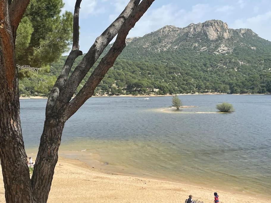 Apartamento De Lujo Vergel Suite San Martin de Valdeiglesias Bagian luar foto