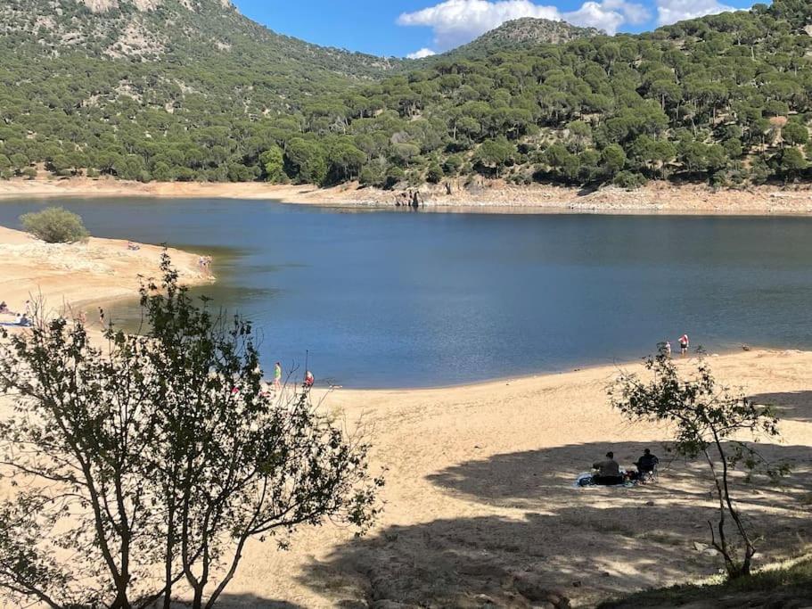 Apartamento De Lujo Vergel Suite San Martin de Valdeiglesias Bagian luar foto