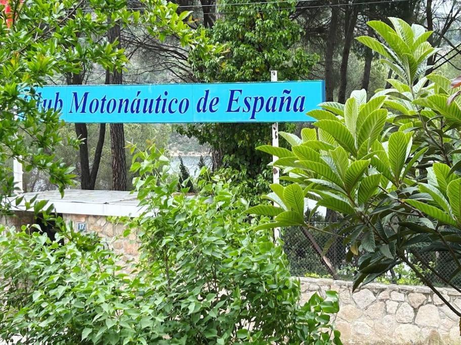 Apartamento De Lujo Vergel Suite San Martin de Valdeiglesias Bagian luar foto